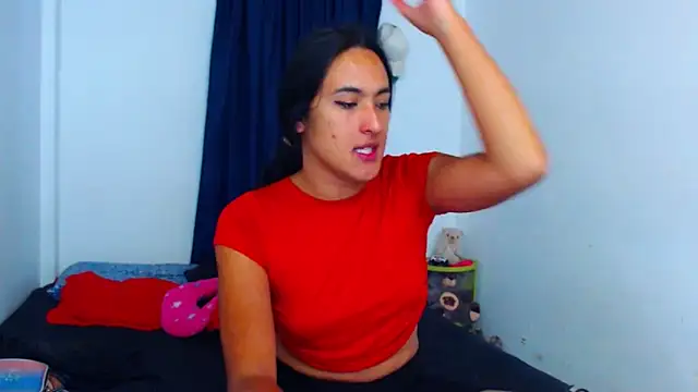 Snapshot of misss_estrella chatting on 10/15/25, 03:45 misss estrella online show from 10/15/25, 03:45