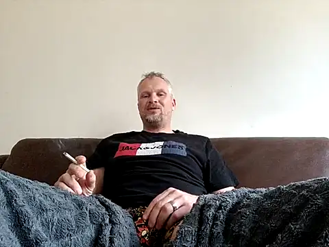 Heidemensch online show from 03/20/25, 02:32