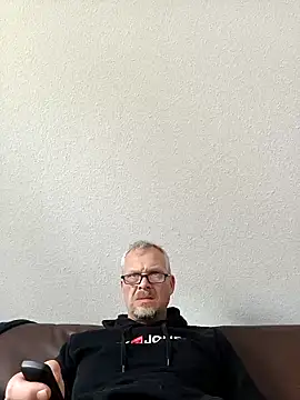 Heidemensch online show from 04/17/26, 08:28