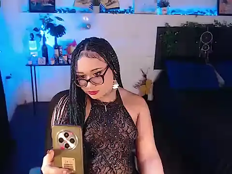 Snapshot of LiaScarlett chatting on 09/22/25, 03:25 LiaScarlett online show from 09/22/25, 03:25