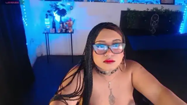 Snapshot of LiaScarlett chatting on 10/30/25, 02:46 LiaScarlett online show from 10/30/25, 02:46