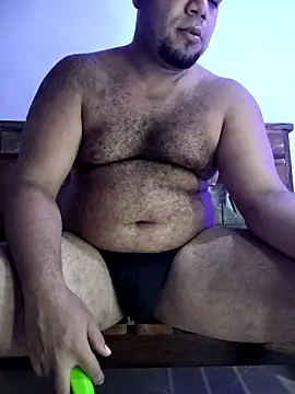 Snapshot of Evert_hairyboy chatting on 09/21/25, 07:04 Evert hairyboy online show from 09/21/25, 07:04