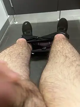 Drummer112 online show from 11/03/25, 02:29