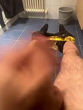 Drummer112 online show from 01/18/26, 07:39