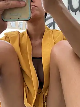 2HotAsain4u online show from 01/09/25, 03:58