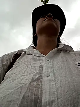 2HotAsain4u online show from 09/25/25, 01:31