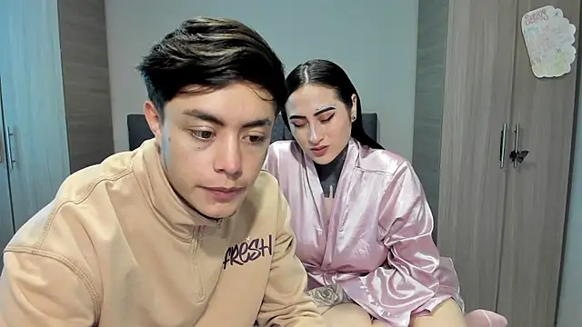 Snapshot of steban_and_kim chatting on 01/29/25, 09:07 steban and kim online show from 01/29/25, 09:07