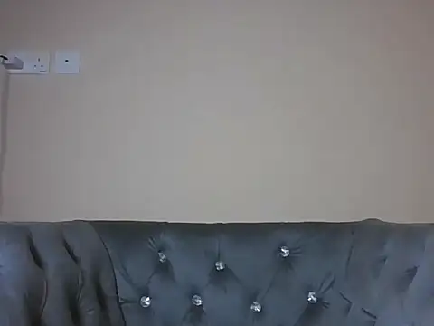 Snapshot of Mon_cherrie_ chatting on 02/02/26, 02:27 Mon cherrie online show from 02/02/26, 02:27