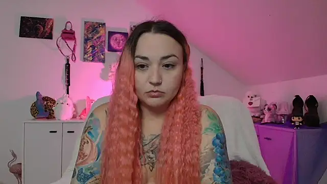 PinkHurricaneOfficial online show from 09/18/25, 07:27