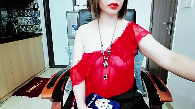 Miu-Le online show from 11/22/25, 06:51