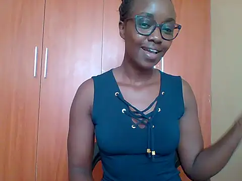 sexy darleen23 online show from 04/13/26, 09:15