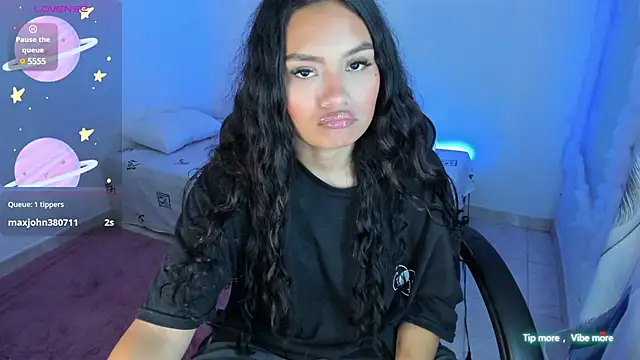 Riana Kean online show from 01/28/25, 02:43