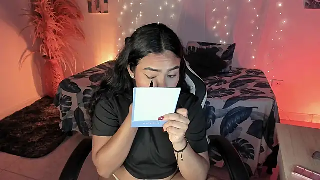 Riana Kean online show from 03/05/26, 03:24