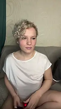 MrMrsRight online show from 03/11/25, 07:25