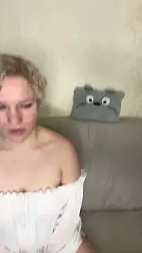 MrMrsRight online show from 03/13/25, 05:18