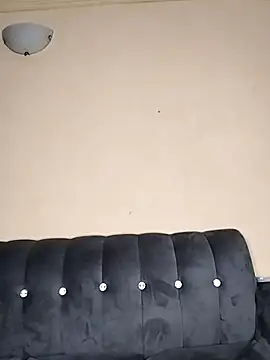 Winnie - online show from 02/06/25, 09:49