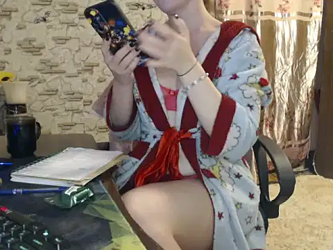  Kitti  online show from 12/19/24, 10:10