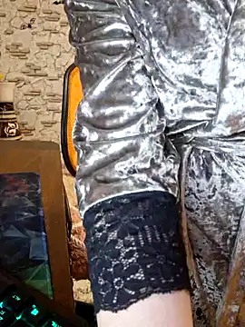  Kitti  online show from 12/21/24, 05:51