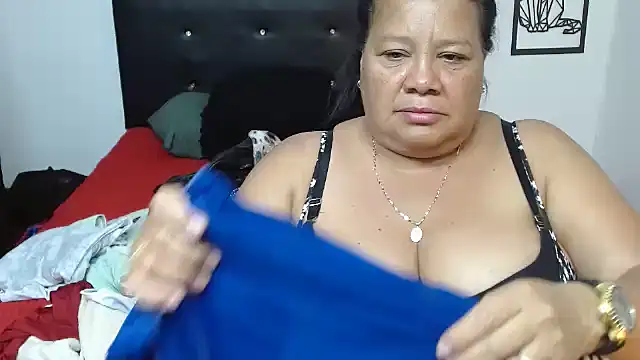 Shanttal0272 online show from 10/21/25, 09:59