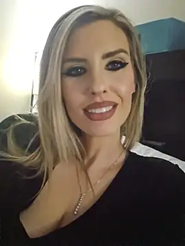 ellieconradxo online show from 05/16/26, 03:03