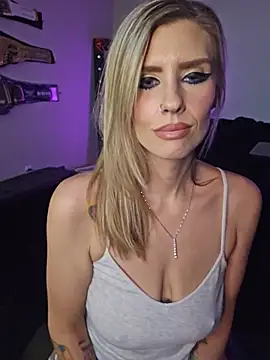 ellieconradxo online show from 07/09/26, 04:38
