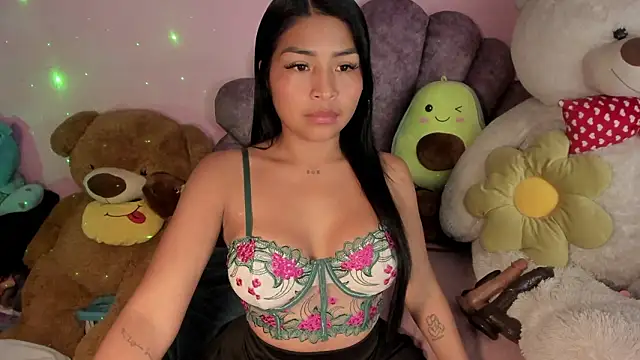 Pocahontascute 33 online show from 02/07/26, 12:47