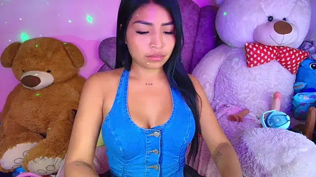 Pocahontascute 33 online show from 05/20/26, 11:16