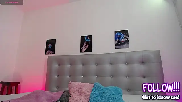 horny-juliette online show from 03/19/26, 01:15