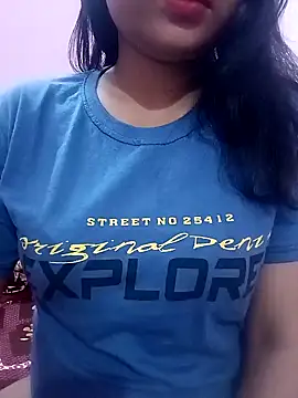 Snapshot of Beauty-khan chatting on 01/06/25, 06:20 Beauty-khan online show from 01/06/25, 06:20