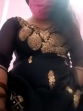 Snapshot of Beauty-khan chatting on 02/26/25, 09:42 Beauty-khan online show from 02/26/25, 09:42