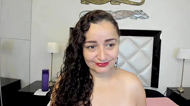  luna  sweet  online show from 02/22/25, 03:34