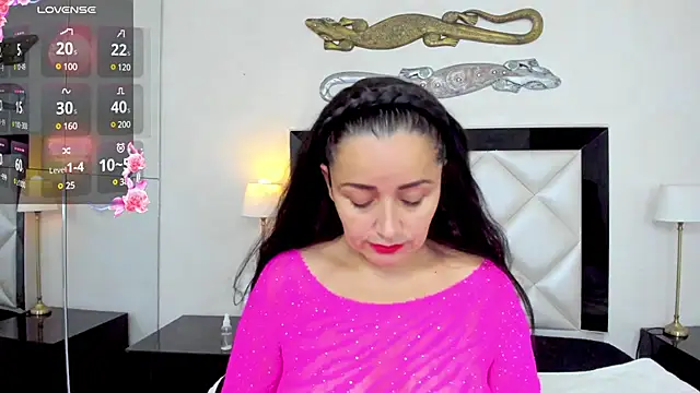  luna  sweet  online show from 03/03/25, 03:52