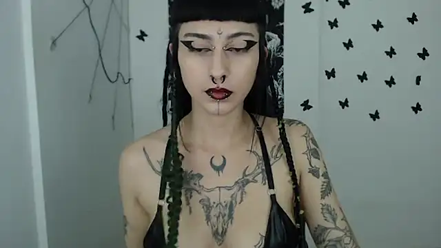 Snapshot of n0sferatus__ chatting on 03/14/25, 03:15 n0sferatus online show from 03/14/25, 03:15