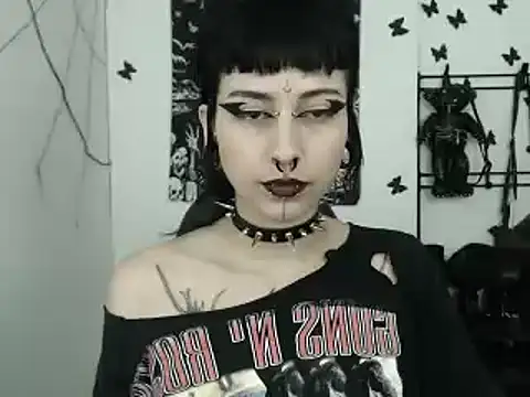 Snapshot of n0sferatus__ chatting on 10/01/25, 03:12 n0sferatus online show from 10/01/25, 03:12