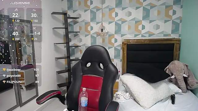 CATIAJONES online show from 02/05/25, 12:42