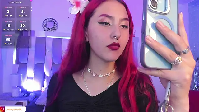 Megan wolf1  online show from 03/13/25, 07:20