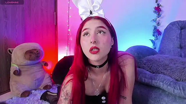 Megan wolf1  online show from 04/15/26, 05:58