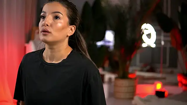 Snapshot of KellyMathews chatting on 09/18/25, 01:51 KellyMathews online show from 09/18/25, 01:51