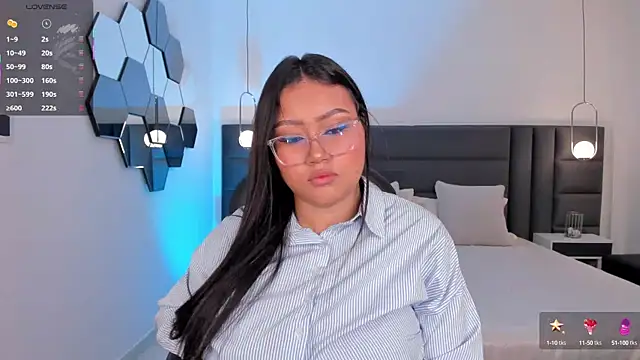 AmberLewis  online show from 10/16/25, 02:56