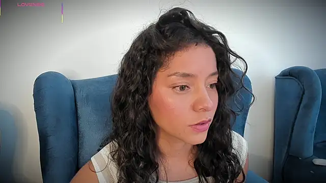 Norma-Jeaane online show from 04/24/26, 08:00