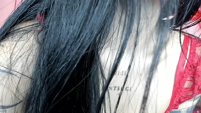 chaymae nah  online show from 02/12/26, 06:52