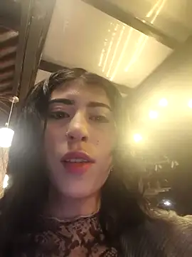 chaymae nah  online show from 04/09/26, 12:32