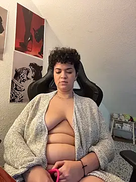 Snapshot of rafamarianoofc chatting on 11/16/25, 05:07 rafamarianoofc online show from 11/16/25, 05:07