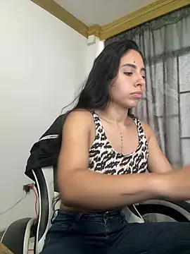 bella-black online show from 04/16/26, 01:23