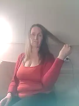 Evelina cute online show from 12/25/24, 08:50