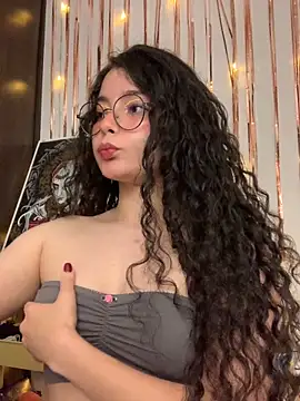 Snapshot of Antoniart_ chatting on 01/20/25, 02:32 Antoniart online show from 01/20/25, 02:32