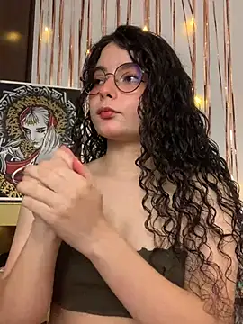 Snapshot of Antoniart_ chatting on 01/22/25, 02:48 Antoniart online show from 01/22/25, 02:48