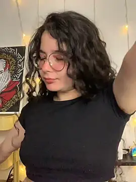 Snapshot of Antoniart_ chatting on 02/10/25, 01:46 Antoniart online show from 02/10/25, 01:46