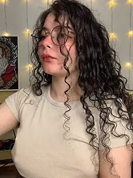 Snapshot of Antoniart_ chatting on 03/10/25, 05:22 Antoniart online show from 03/10/25, 05:22