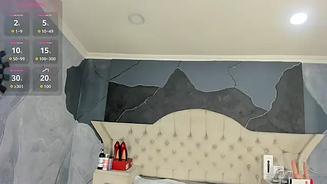 AmberGreyy  online show from 09/24/25, 05:27